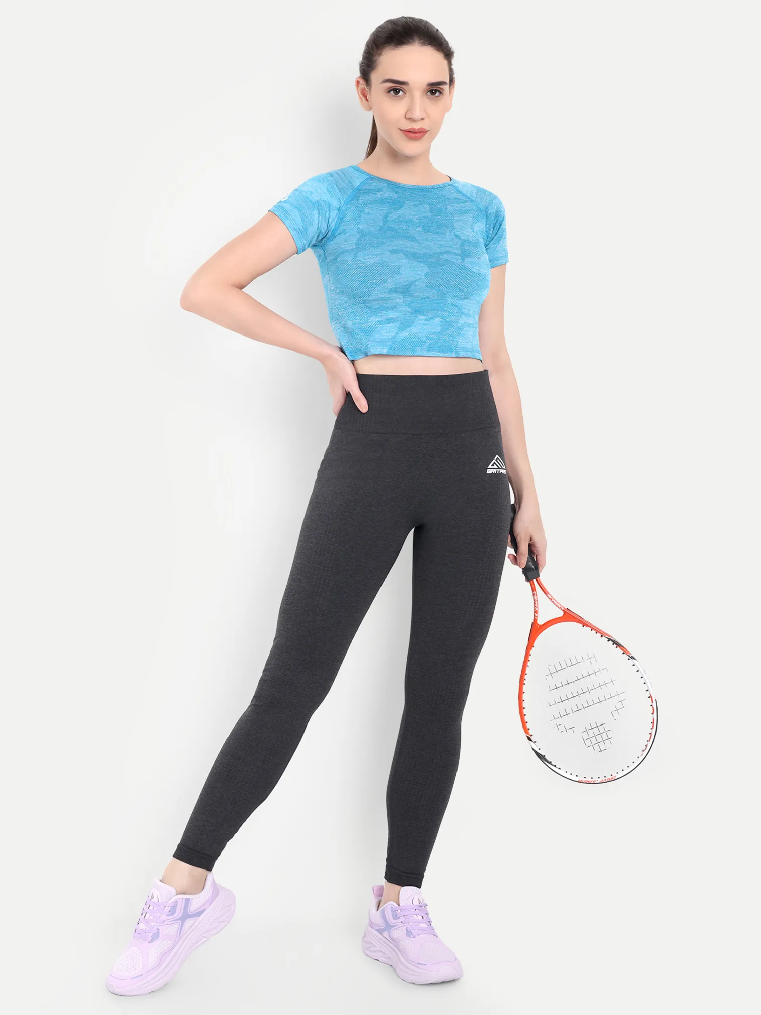 ecomm female shoot